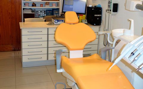 Maricarmen Romero Clínica Dental sala de tratamientos odontológicos 2